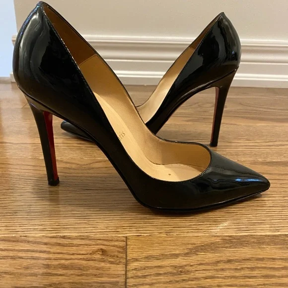 Christian Louboutin Pigalle 100 Black Patent Leather in size 37. - Picture 2 of 7